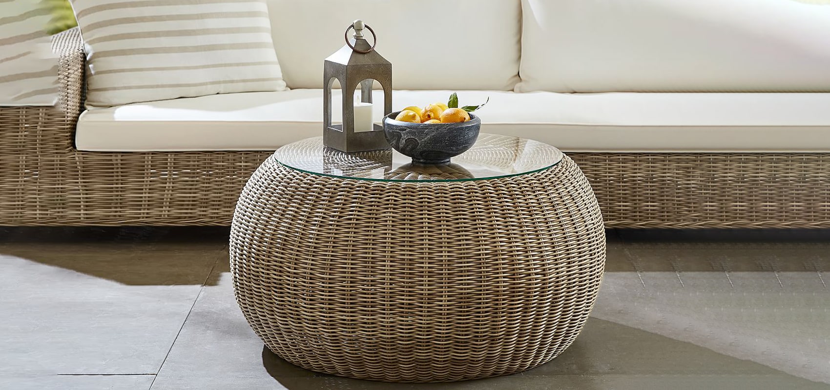 Living Room Poufs & Colorful Poufs | Additional Surface Area
