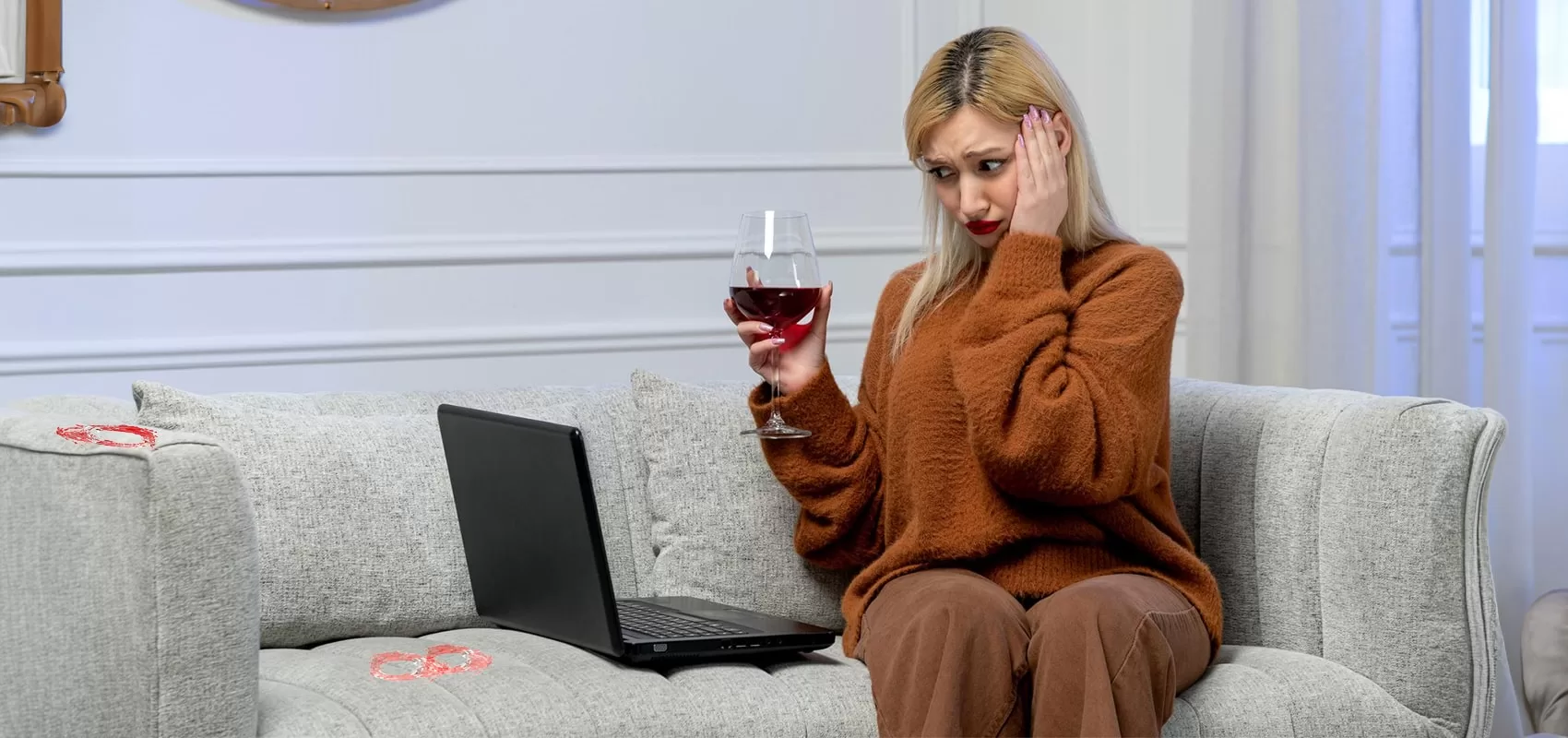 How To Remove Red Wine Stains From Fabric Sofa 8 Tricks